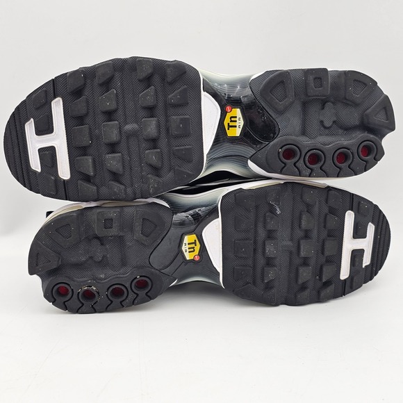 Nike Air Max Plus TN White Black Tuned Air 898015-101 Running shoes Mens size10 - Picture 9 of 10